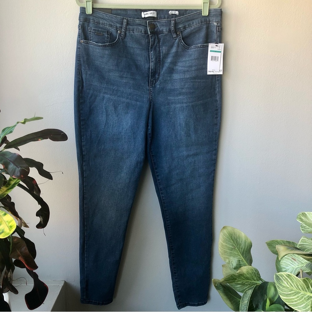 NINE WEST High Rise Perfect Skinny Jeans. New with Tags.